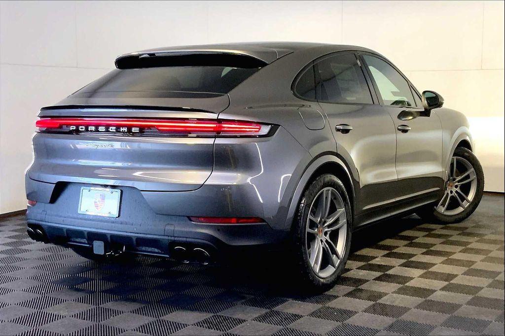 new 2025 Porsche Cayenne car, priced at $110,185