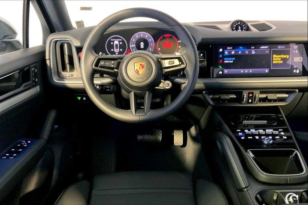 new 2025 Porsche Cayenne car, priced at $110,185