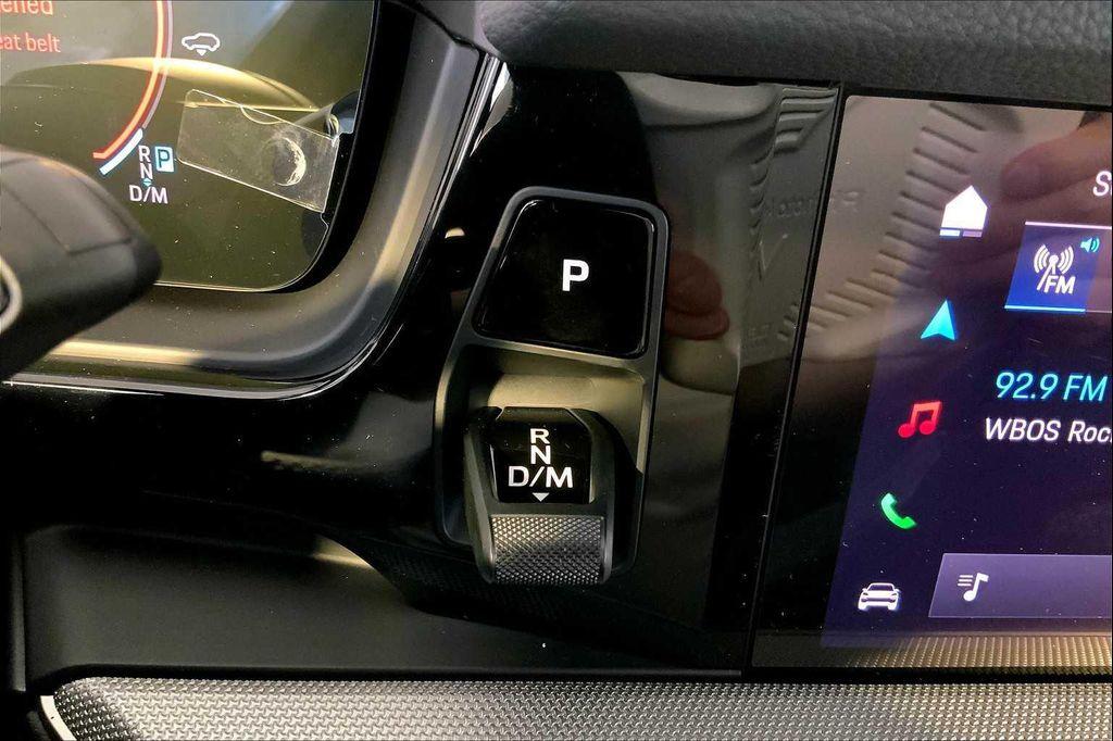 new 2025 Porsche Cayenne car, priced at $110,185