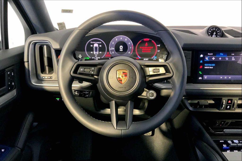 new 2025 Porsche Cayenne car, priced at $110,185