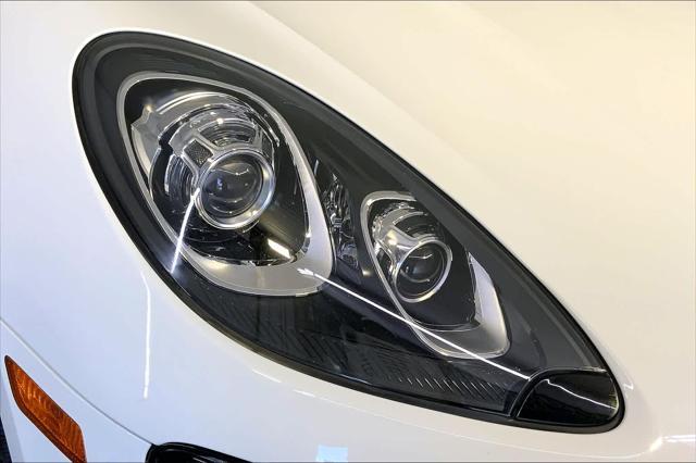 used 2018 Porsche Macan car, priced at $27,491