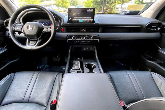 used 2025 Honda Pilot car, priced at $48,991