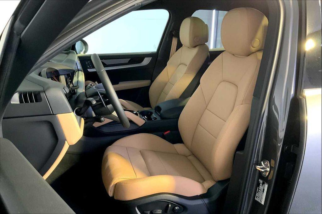 new 2025 Porsche Cayenne car, priced at $99,285