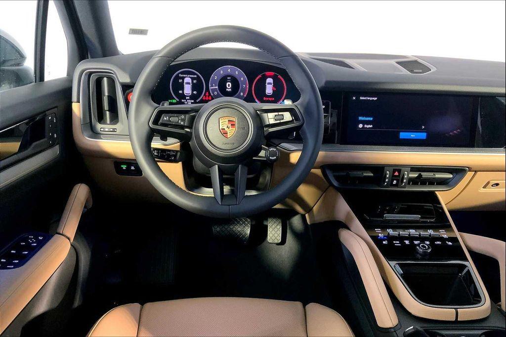 new 2025 Porsche Cayenne car, priced at $101,955