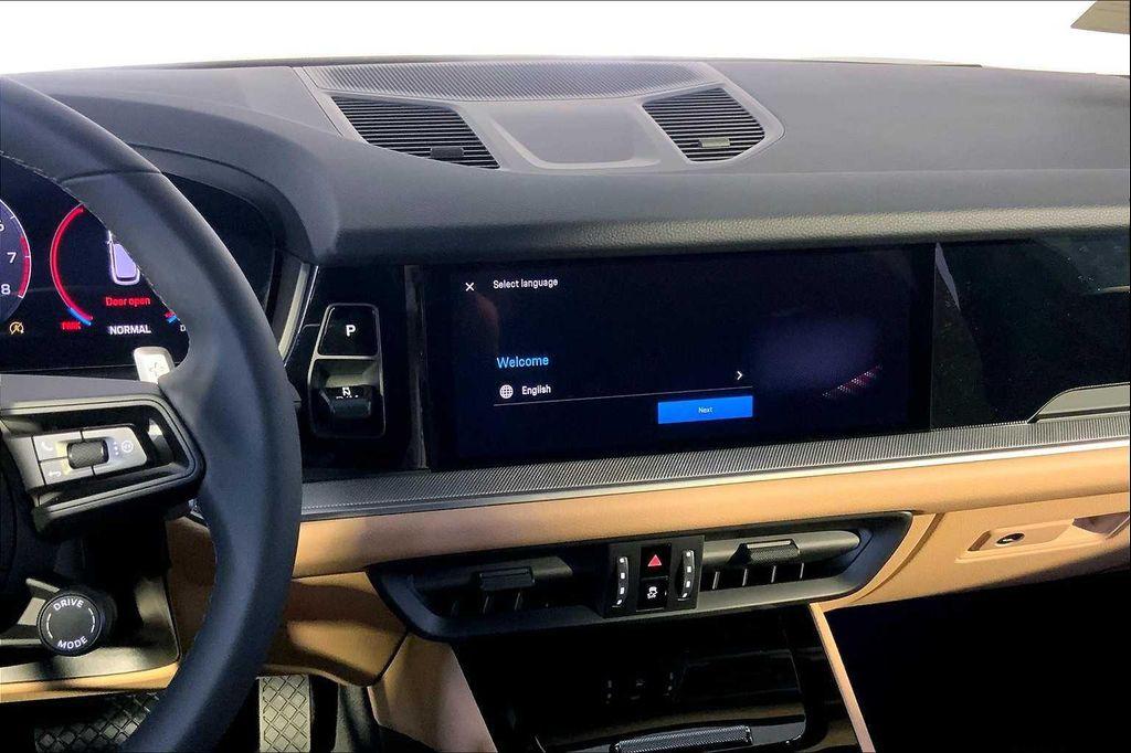 new 2025 Porsche Cayenne car, priced at $101,955