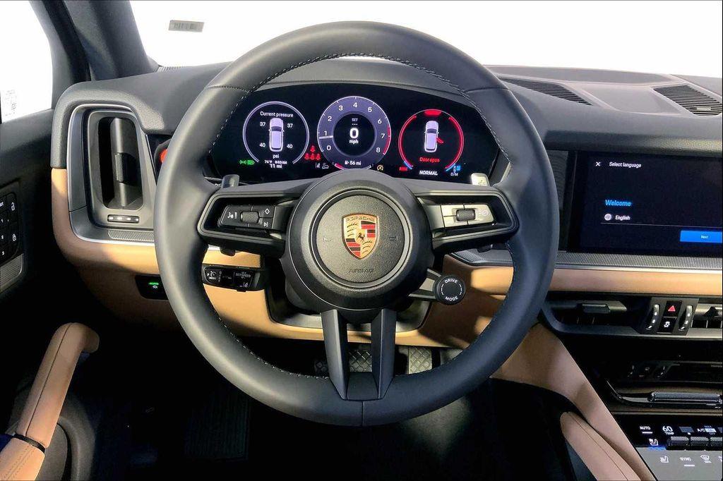 new 2025 Porsche Cayenne car, priced at $101,955