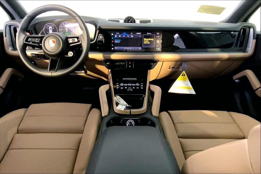new 2025 Porsche Cayenne car, priced at $122,085
