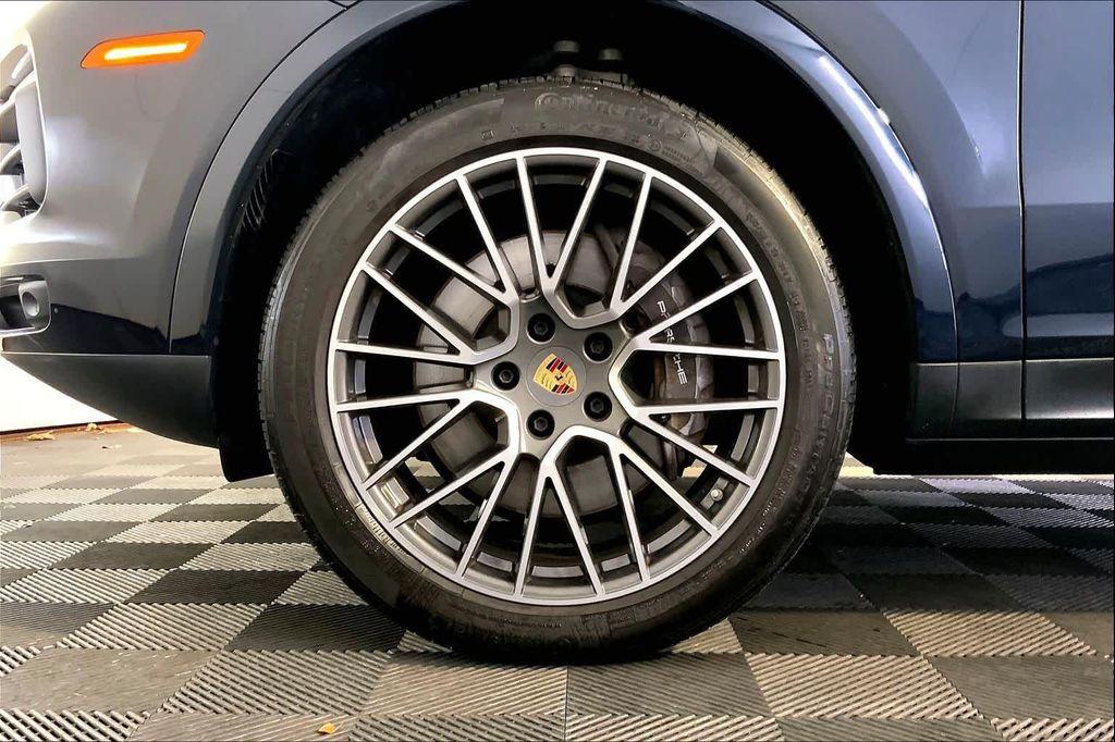 used 2023 Porsche Cayenne car, priced at $71,991