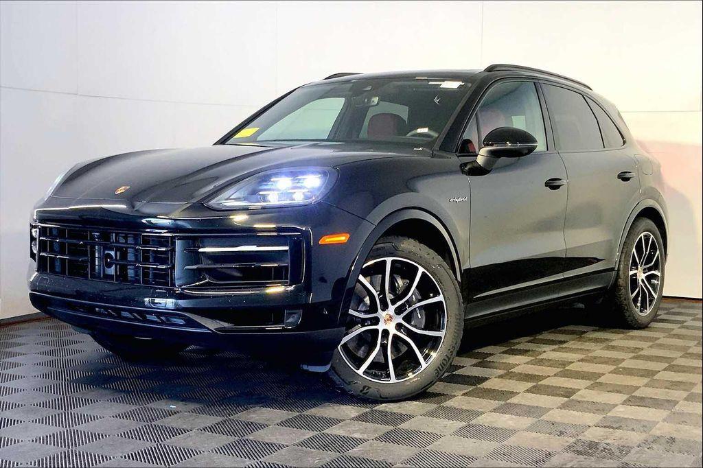new 2025 Porsche Cayenne car, priced at $117,585