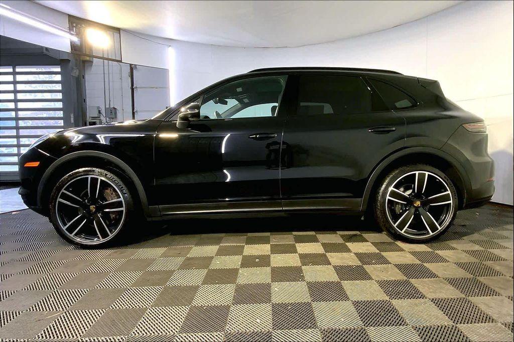 used 2022 Porsche Cayenne car, priced at $52,991
