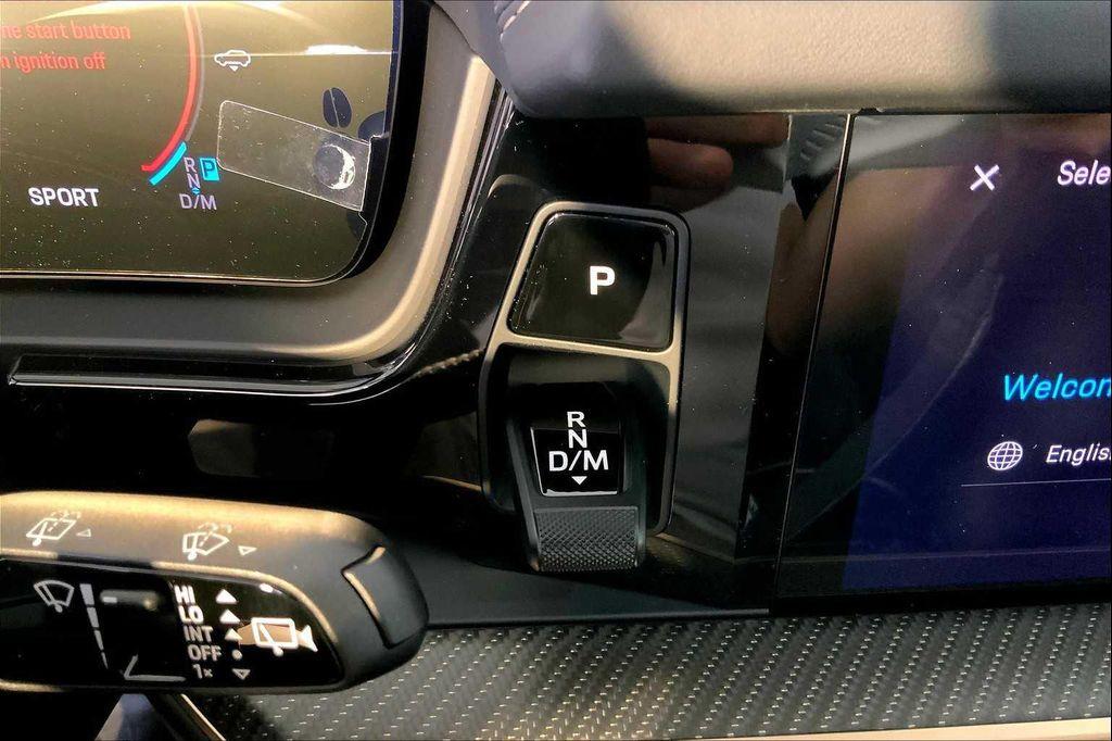 new 2025 Porsche Cayenne car, priced at $163,225