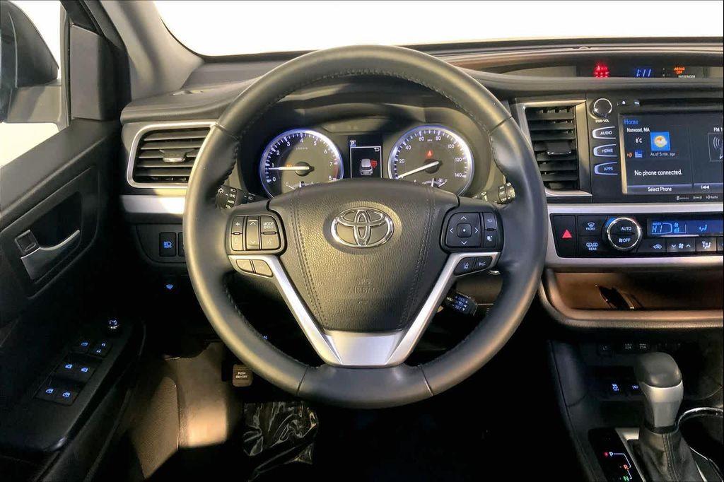 used 2017 Toyota Highlander car, priced at $24,991