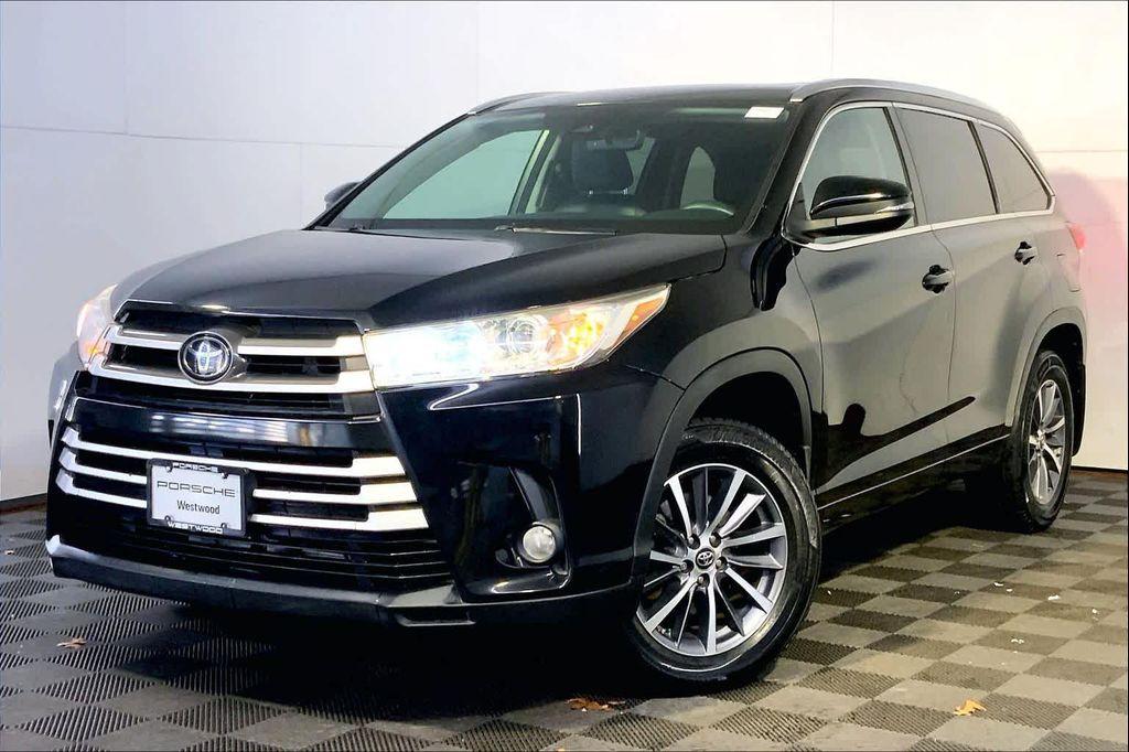 used 2017 Toyota Highlander car, priced at $24,991