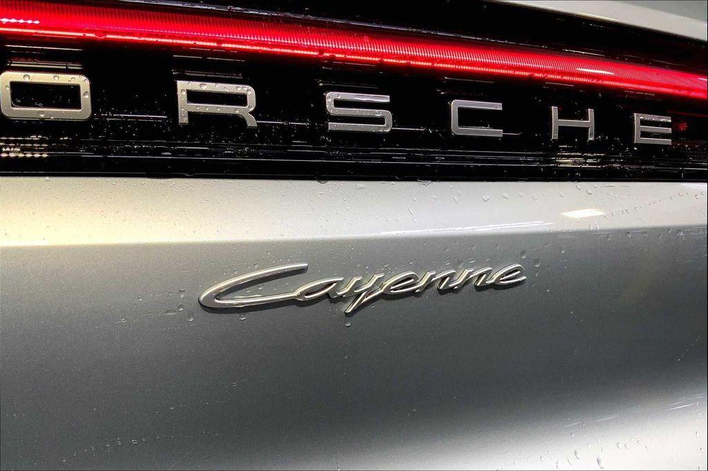 new 2025 Porsche Cayenne car, priced at $103,225
