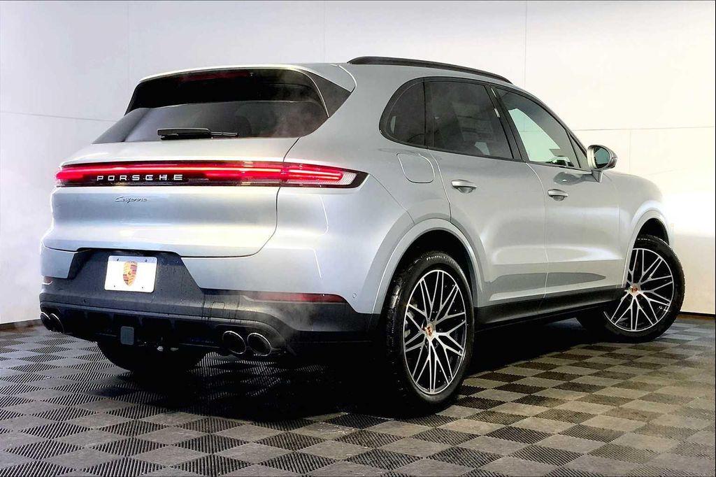new 2025 Porsche Cayenne car, priced at $103,225