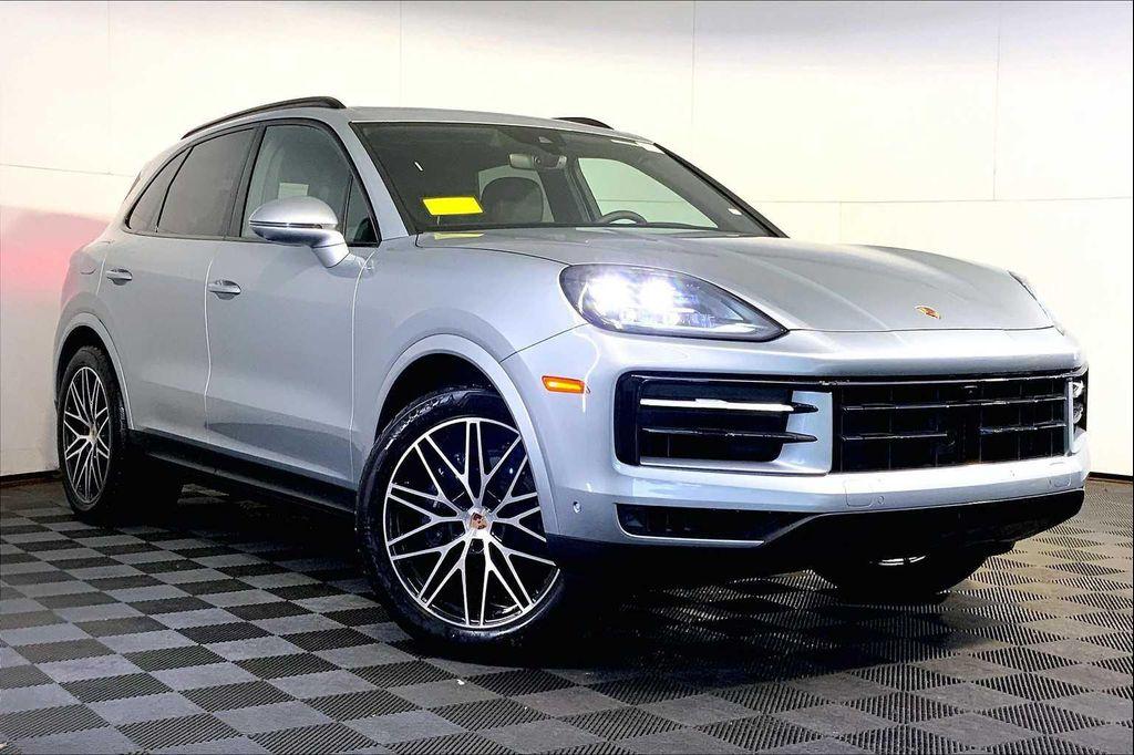 new 2025 Porsche Cayenne car, priced at $103,225