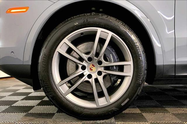 used 2025 Porsche Cayenne car, priced at $89,991