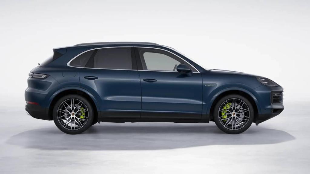 new 2026 Porsche Cayenne car, priced at $128,240