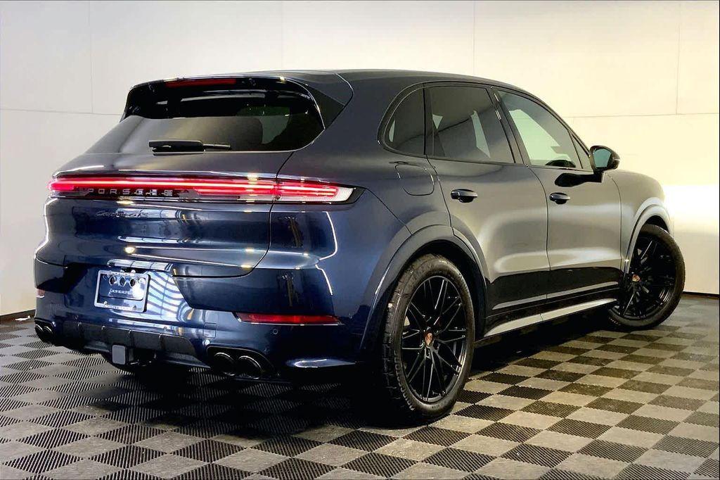 used 2025 Porsche Cayenne car, priced at $139,991