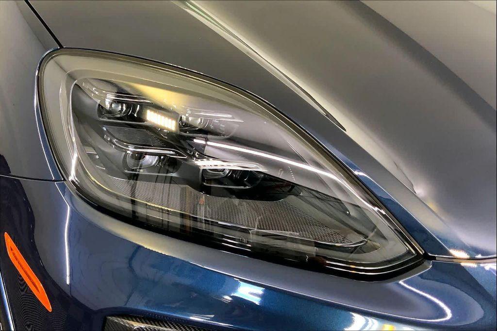used 2025 Porsche Cayenne car, priced at $139,991
