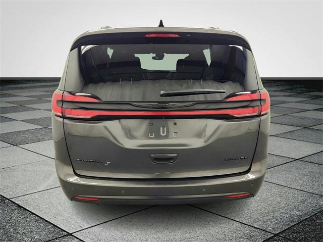 used 2023 Chrysler Pacifica car, priced at $38,240