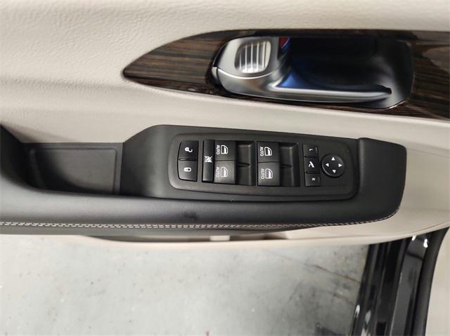 used 2023 Chrysler Pacifica car, priced at $40,195