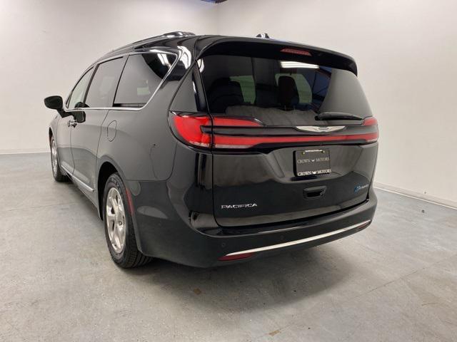 used 2021 Chrysler Pacifica Hybrid car, priced at $29,195