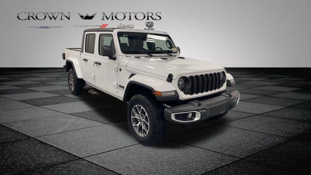 new 2024 Jeep Gladiator car, priced at $50,482