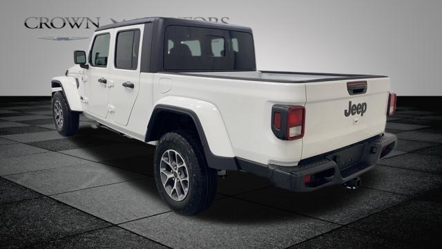 new 2024 Jeep Gladiator car, priced at $50,482