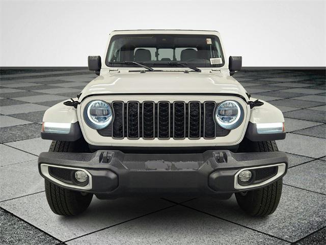 new 2024 Jeep Gladiator car, priced at $45,732