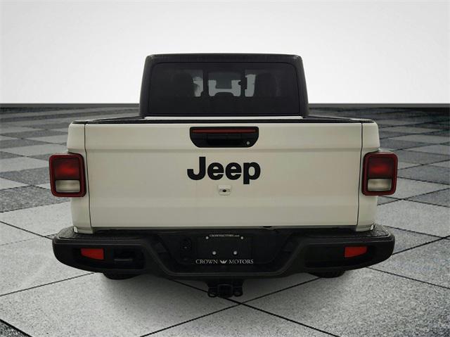 new 2024 Jeep Gladiator car, priced at $45,732