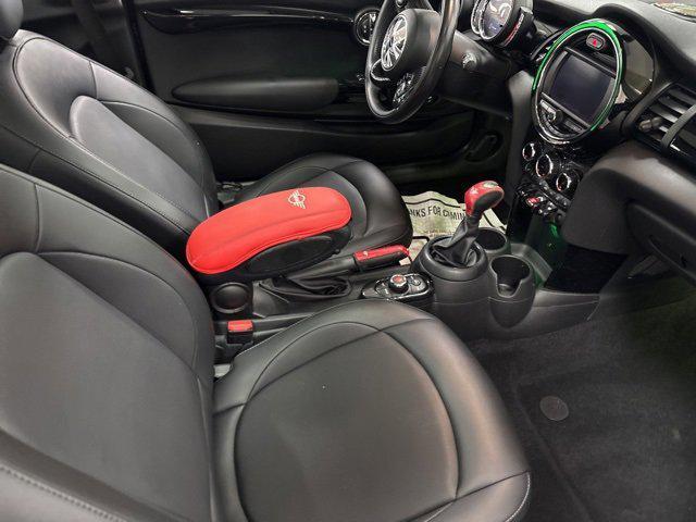 used 2019 MINI Hardtop car, priced at $16,000
