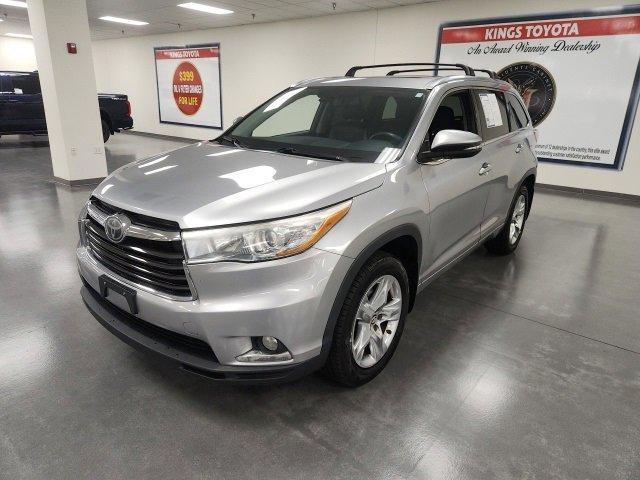 used 2016 Toyota Highlander car, priced at $17,974