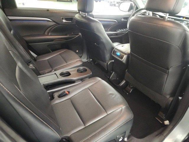 used 2016 Toyota Highlander car, priced at $17,974