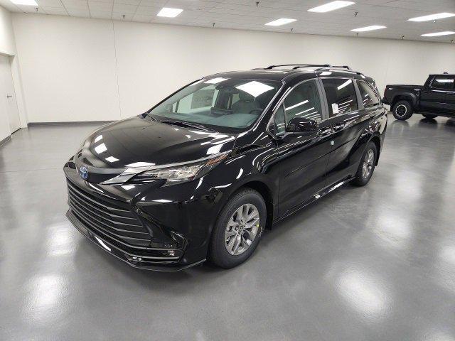 new 2025 Toyota Sienna car, priced at $49,850