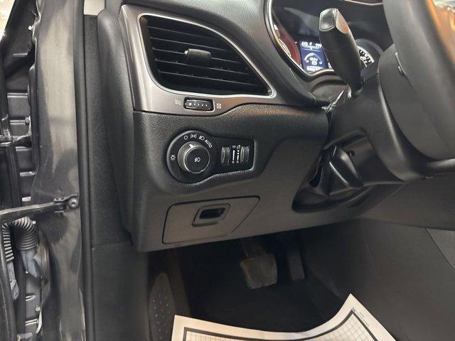 used 2021 Jeep Cherokee car, priced at $21,300