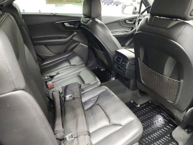 used 2017 Audi Q7 car, priced at $18,000
