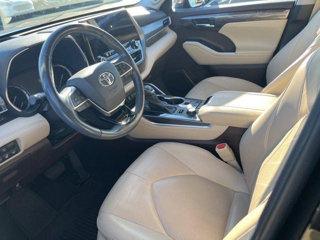 used 2021 Toyota Highlander car, priced at $34,863