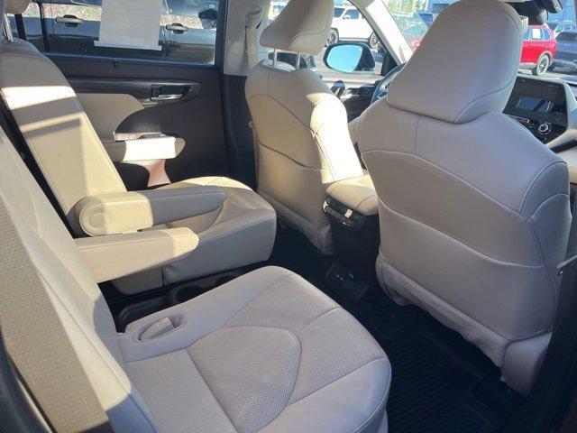 used 2021 Toyota Highlander car, priced at $34,863