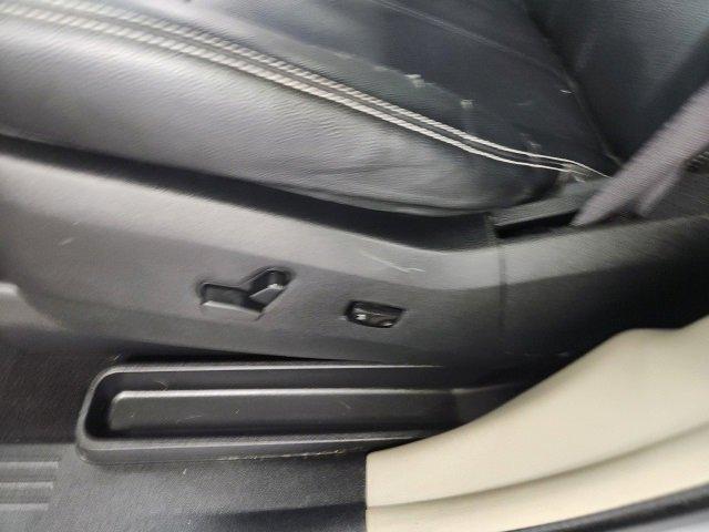 used 2016 Chrysler Town & Country car, priced at $9,046