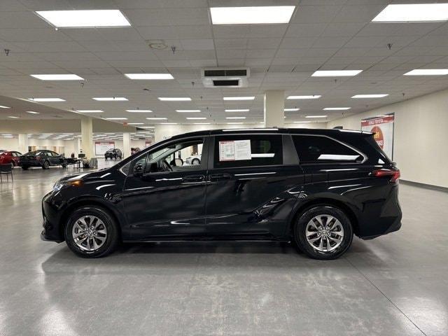 used 2024 Toyota Sienna car, priced at $39,028