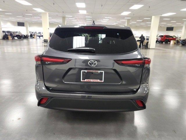 used 2024 Toyota Highlander car, priced at $36,209