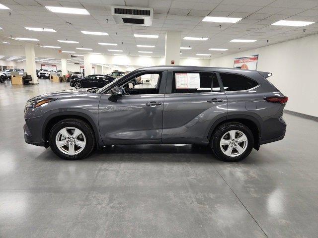 used 2024 Toyota Highlander car, priced at $36,209