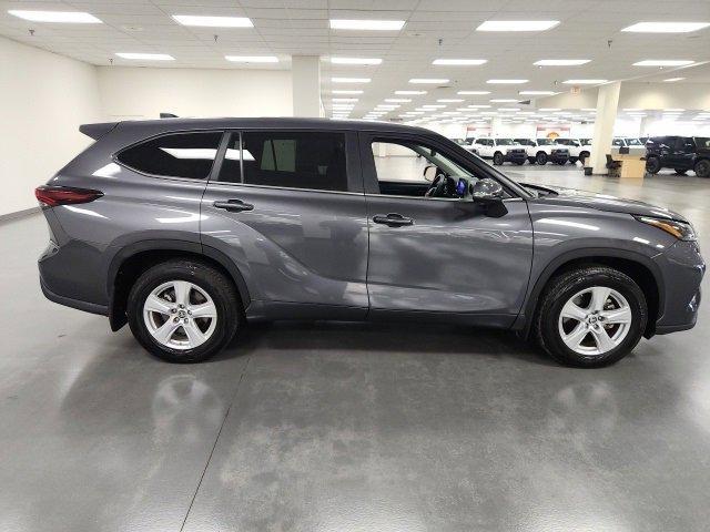 used 2024 Toyota Highlander car, priced at $36,209