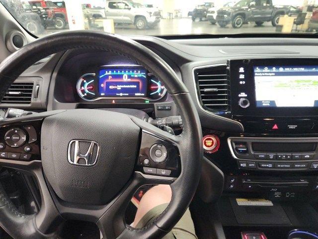 used 2022 Honda Pilot car, priced at $34,000