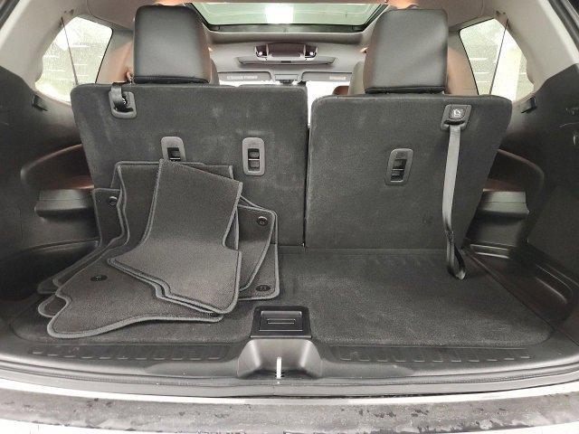 used 2022 Honda Pilot car, priced at $34,000