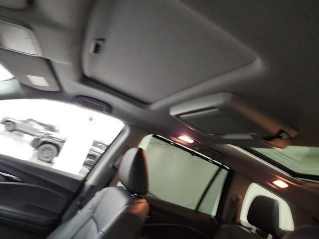 used 2022 Honda Pilot car, priced at $34,000