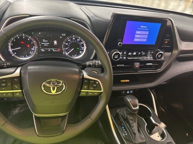 used 2024 Toyota Highlander car, priced at $42,974