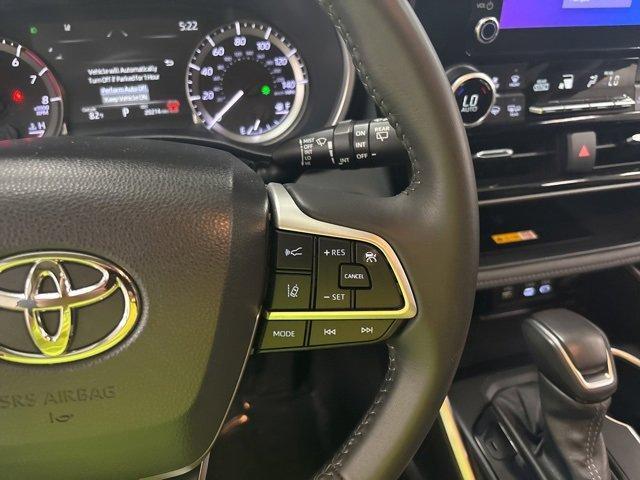 used 2024 Toyota Highlander car, priced at $42,974