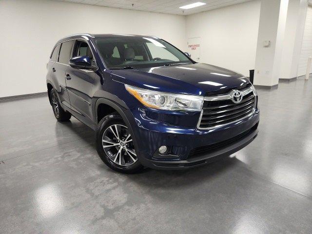 used 2016 Toyota Highlander car, priced at $19,456